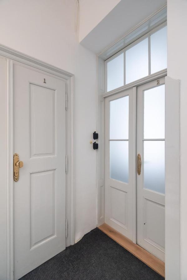 Quiet Apartment In The Heart Of Old Town Centre براغ المظهر الخارجي الصورة